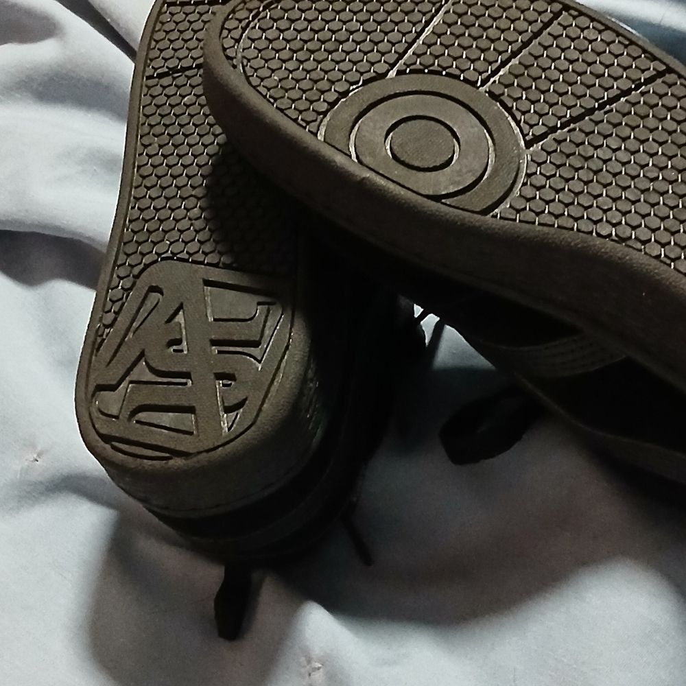 Heritage suede NWOT genuine leather air speed skateboarding sneakers. Size 7. - Picture 6 of 6